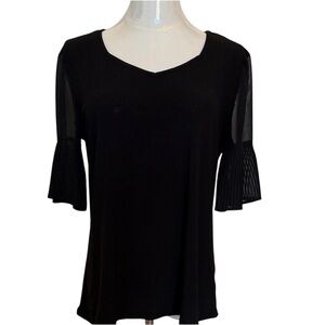 Chloe & Jasmine Black Women's Top With Pleated Sleeves Size M